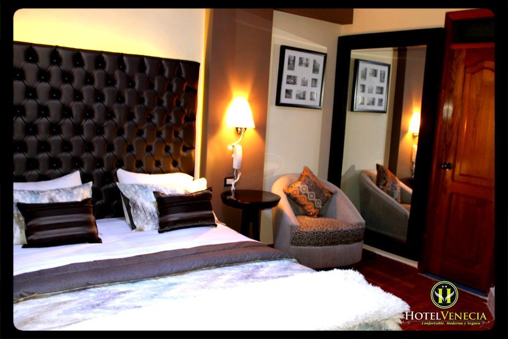 Hotel Venecia Huánuco Zewnętrze zdjęcie