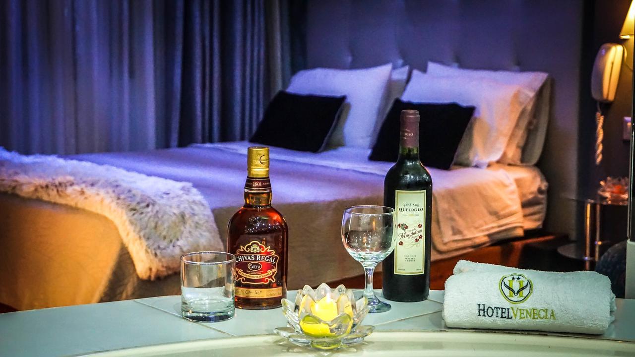 Hotel Venecia Huánuco Zewnętrze zdjęcie